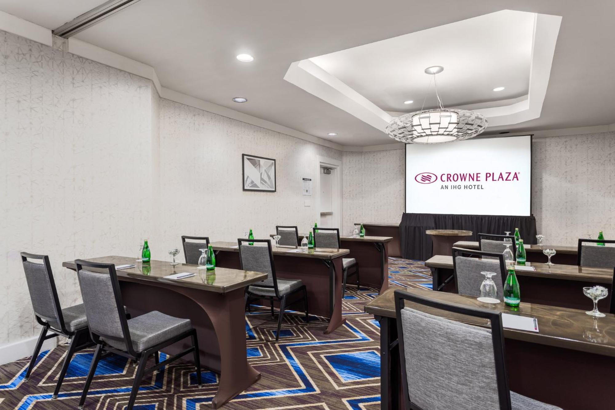 Отель Crowne Plaza Annapolis By Ihg Экстерьер фото
