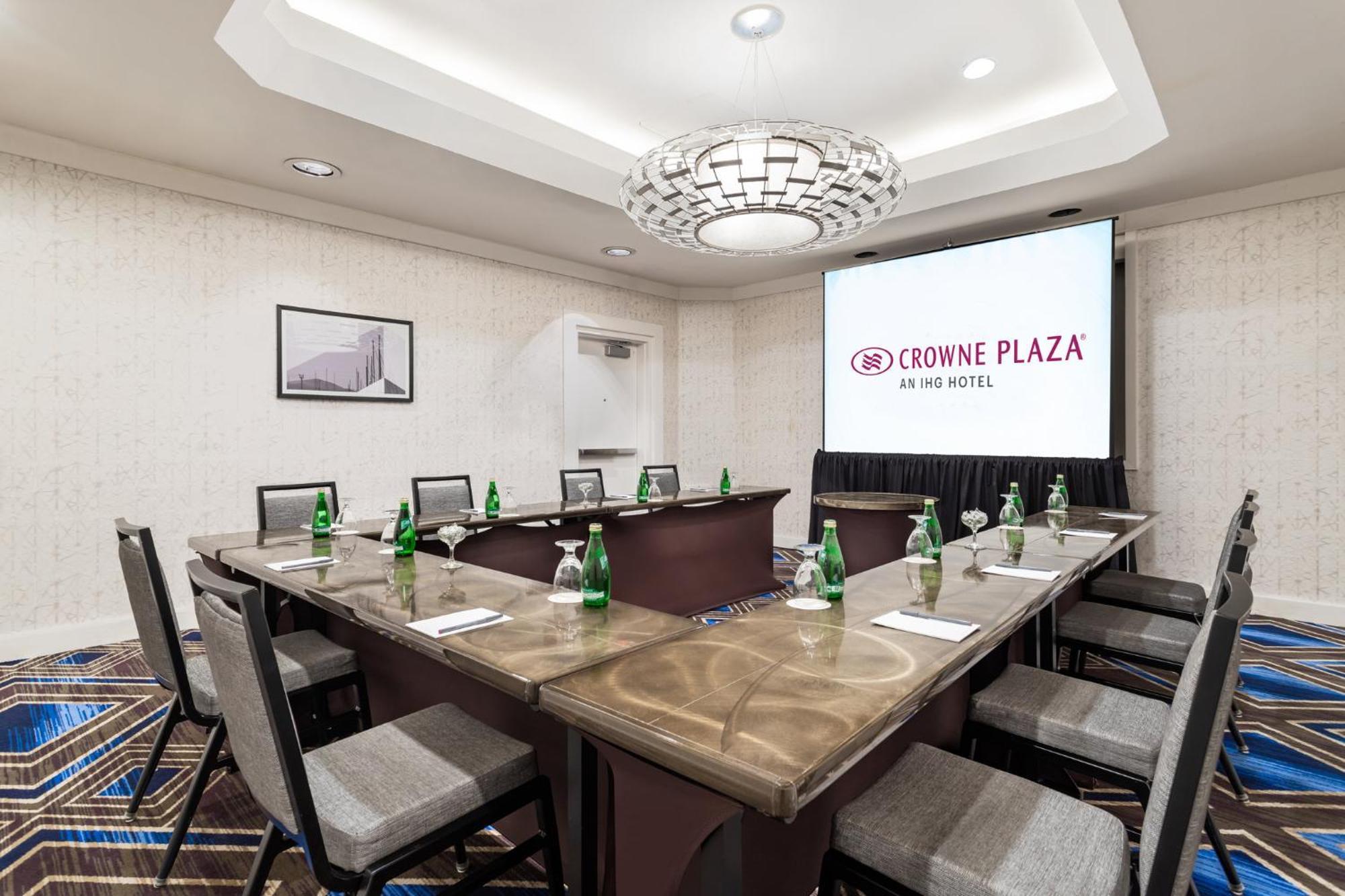 Отель Crowne Plaza Annapolis By Ihg Экстерьер фото