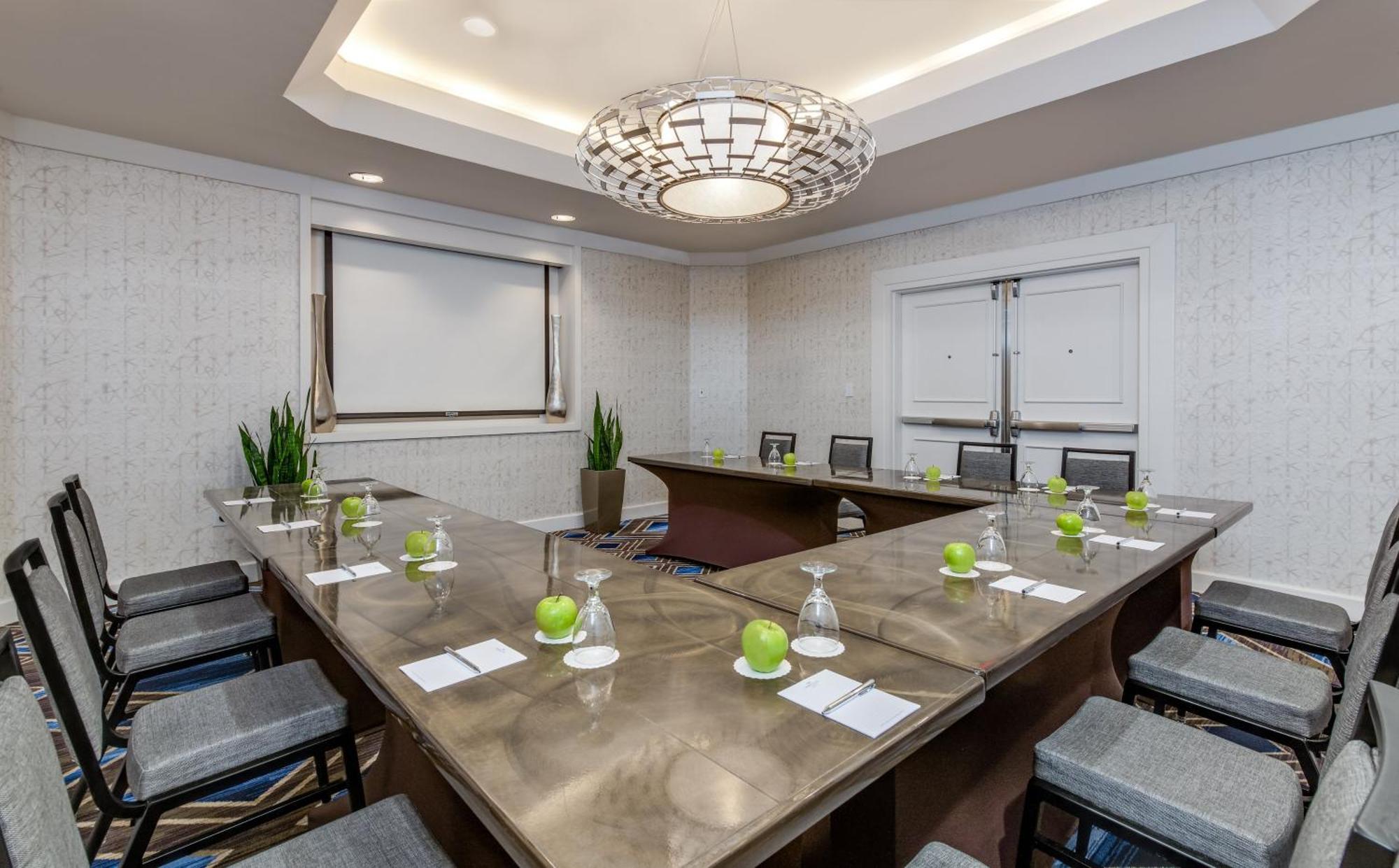 Отель Crowne Plaza Annapolis By Ihg Экстерьер фото